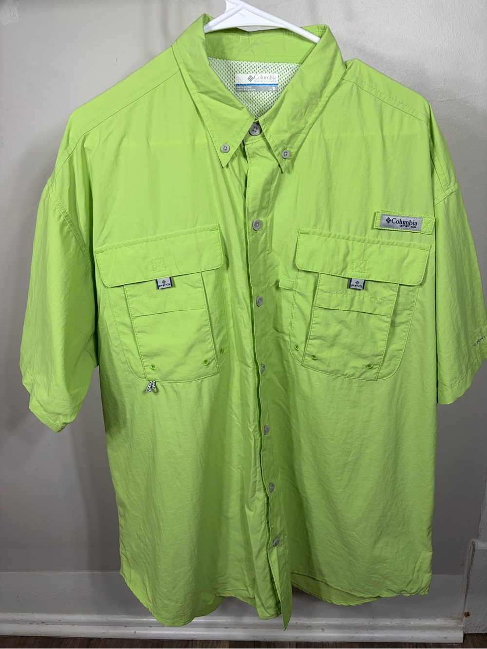 Columbia PFG Bahama II Neon Lime Green Short Sleeve Outdoor Fishing Vented Shirt